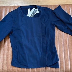 Under Armour Studio Lux Women’s Fitted Jacket/Sweatshirt NWT